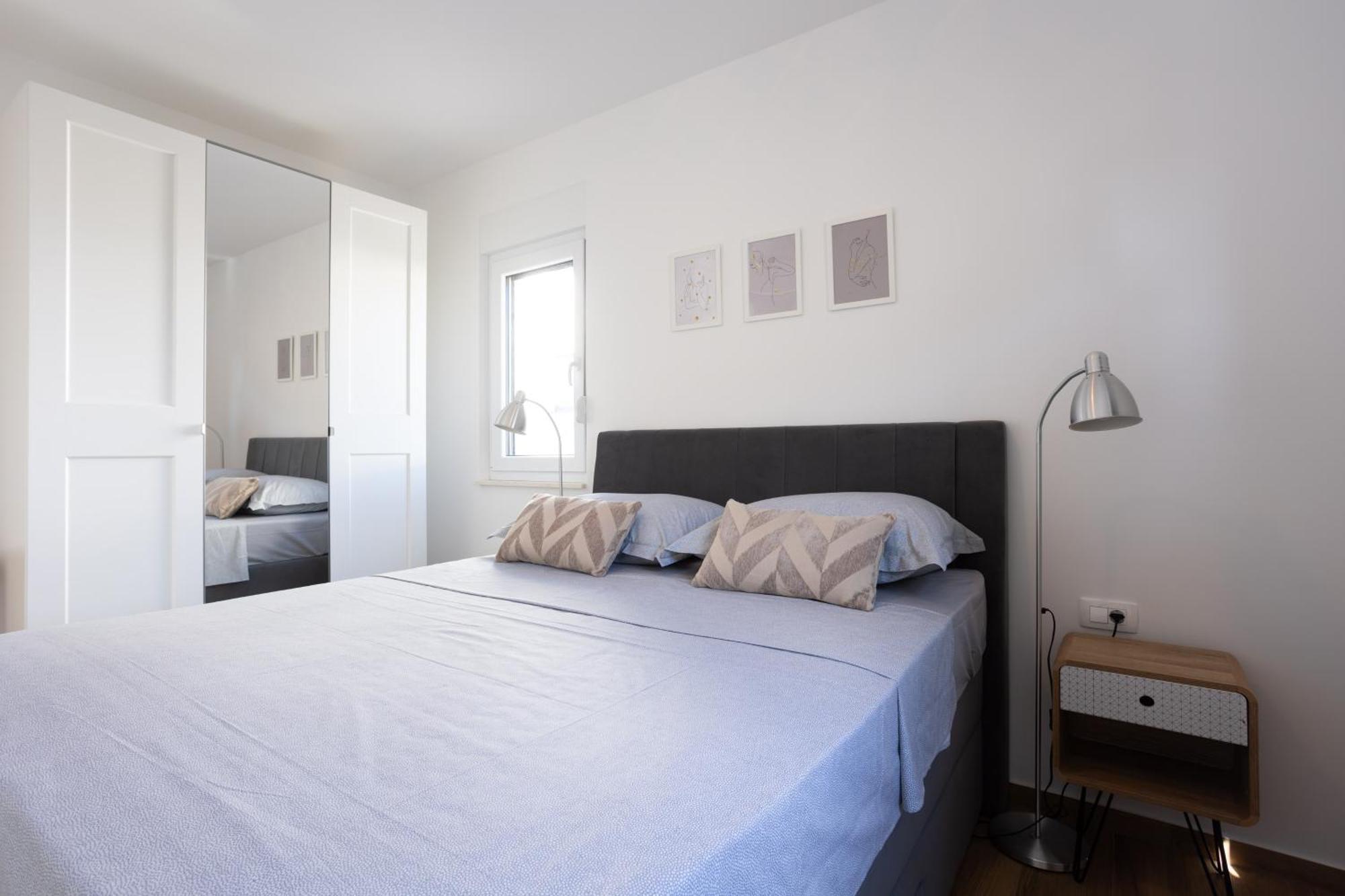La Petit Apartment Trogir Exterior photo