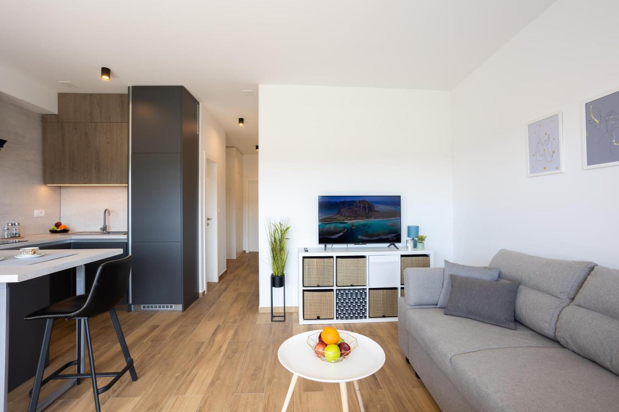 La Petit Apartment Trogir Exterior photo